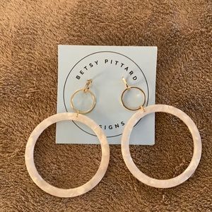 Betsy Pittard gild and white poppy earrings